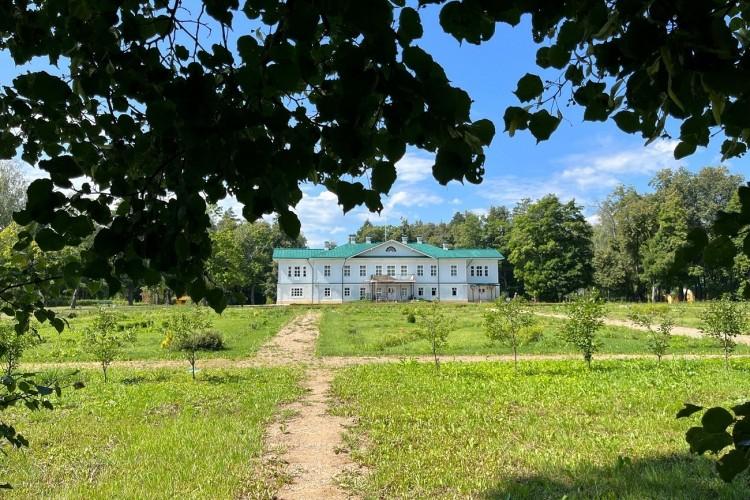 Дворянская усадьба Леонтьевых