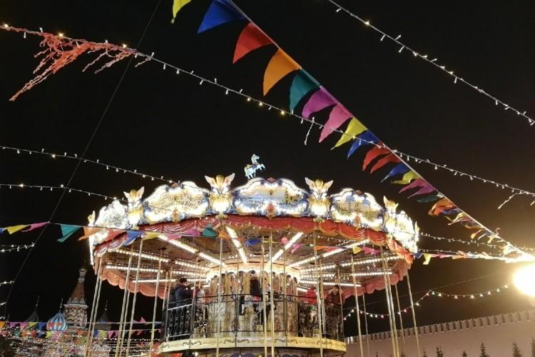 Фотопрогулка: «Новогоднее чудо в сердце Москвы»