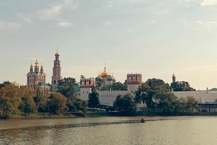 Новодевичий монастырь + некрополь (с Марией Калябиной)