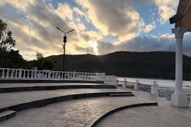 От моря до виноградников