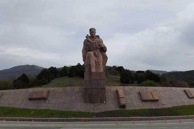 От моря до виноградников