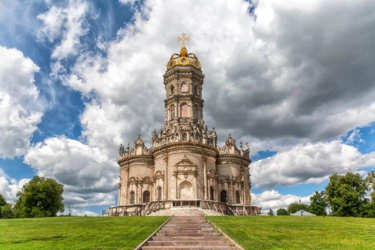 Храм Знамения в Дубровицах