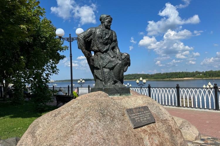 Рыбинск с теплоходной прогулкой (с шлюзованием)