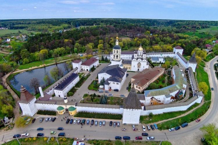 Свято-Пафнутьев монастырь в Боровске