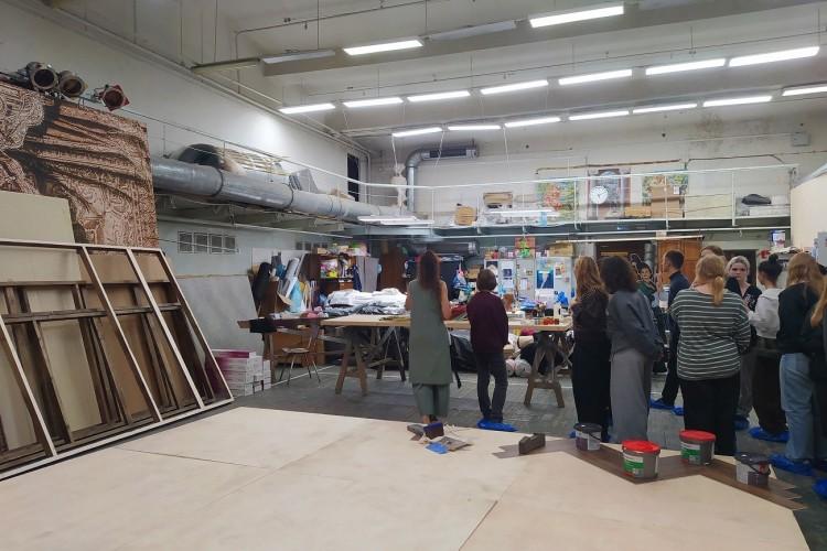 Театральный Ярославль с посещением закулисья Волковского театра