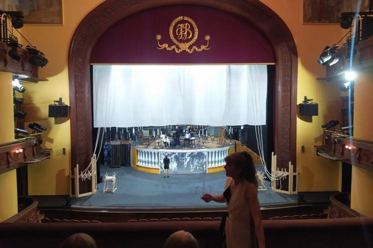 Театральный Ярославль с посещением закулисья Волковского театра