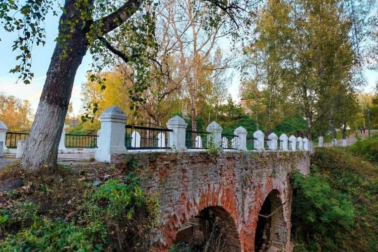 Звонкий берег Романовской стороны