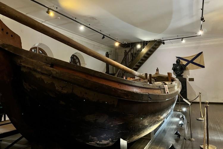 Дендросад и царский бот