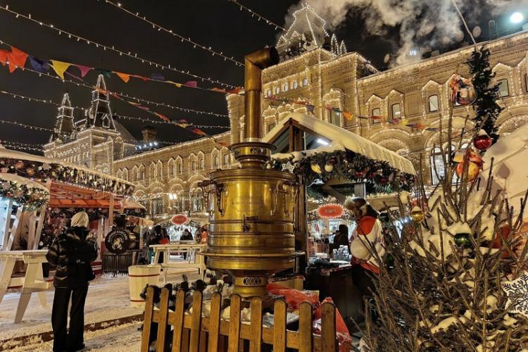 Фотопрогулка по предновогодней столице