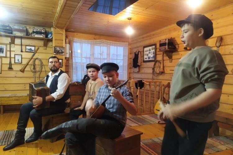 Под звуки нерехтского рожка