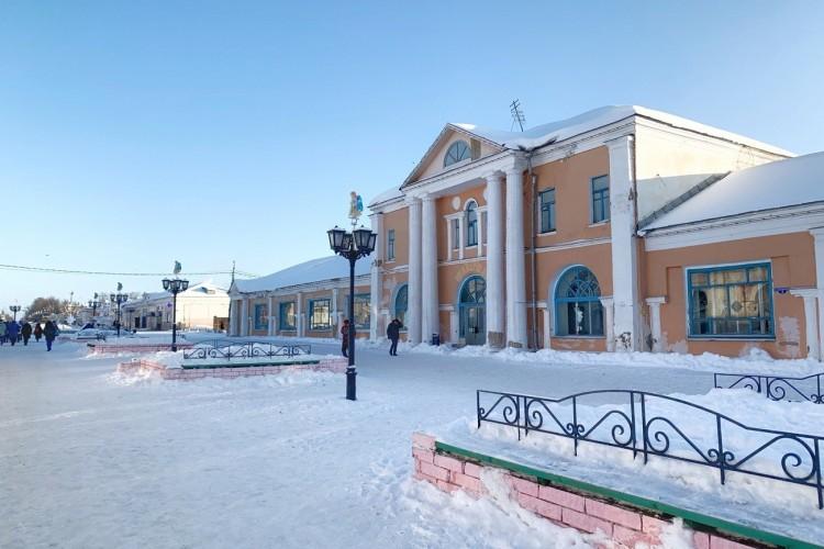 В царство Жар-птицы и в русское Рождество